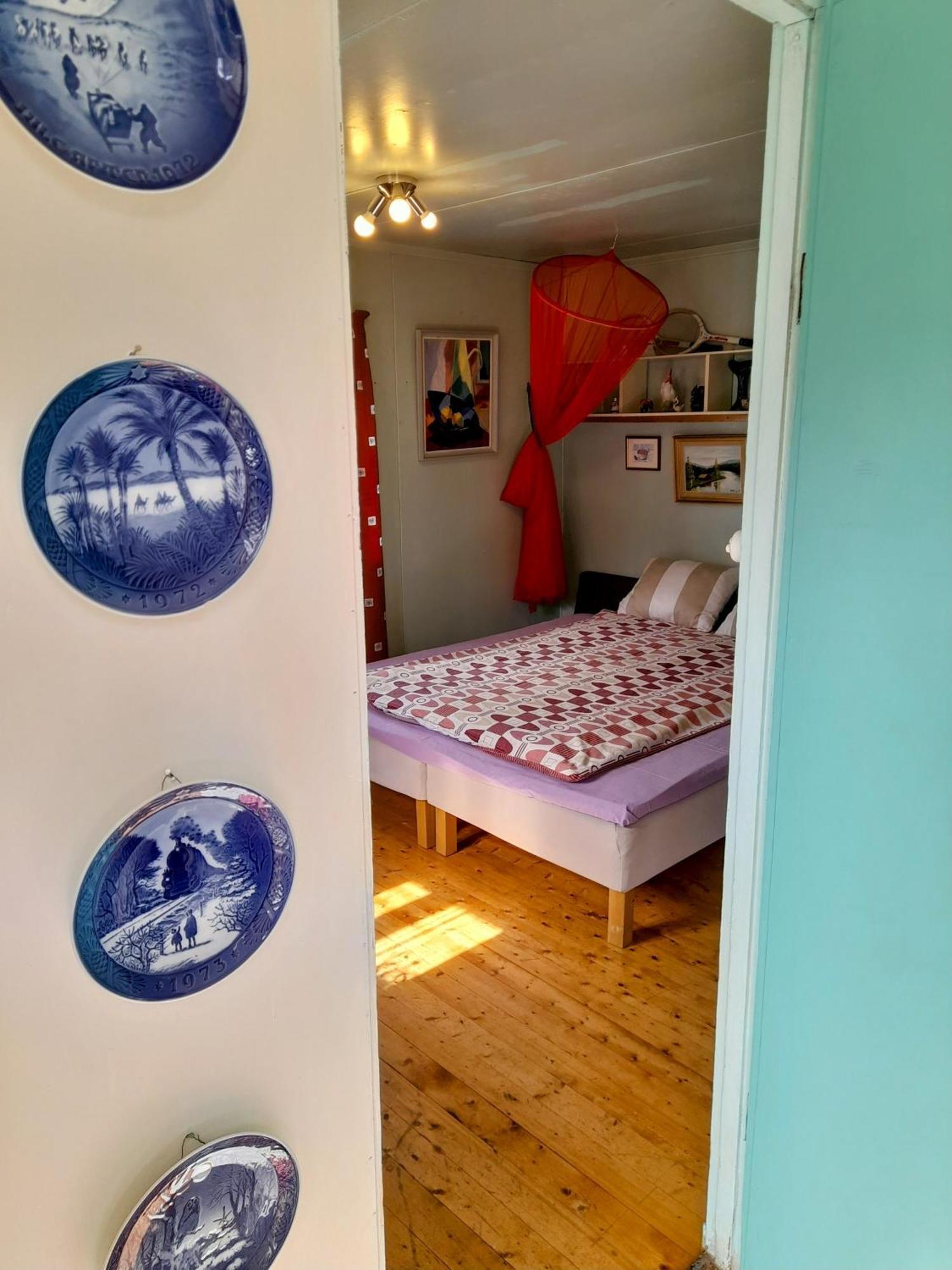 Summer Bedroom, Outside Toilet, Shower, Kitchen. 120 M From Sandbach. Bräcke Εξωτερικό φωτογραφία
